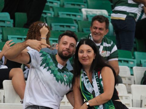 Bursaspor 2-2 Esenler Erokspor