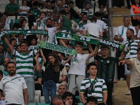 Bursaspor 2-2 Esenler Erokspor