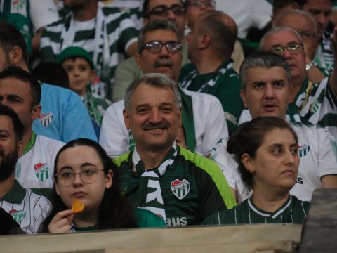 Bursaspor 2-2 Esenler Erokspor