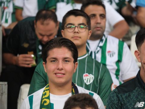 Bursaspor 2-2 Esenler Erokspor