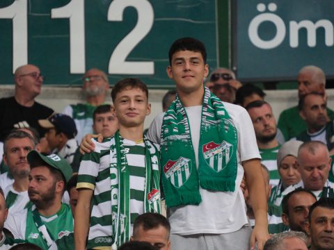 Bursaspor 2-2 Esenler Erokspor