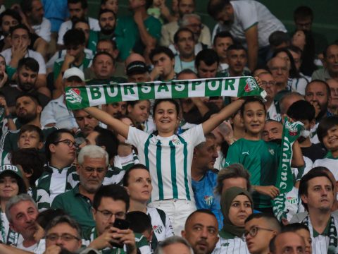 Bursaspor 2-2 Esenler Erokspor
