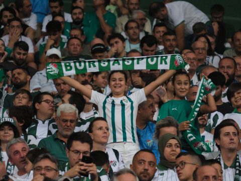 Bursaspor 2-2 Esenler Erokspor