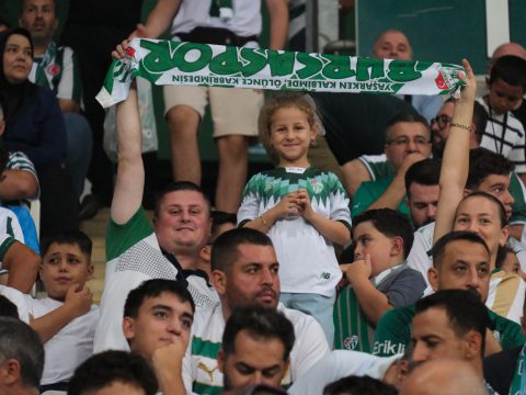Bursaspor 2-2 Esenler Erokspor