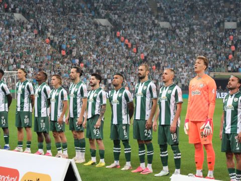 Bursaspor 2-2 Esenler Erokspor