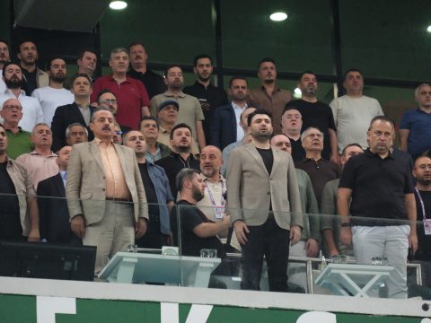 Bursaspor 2-2 Esenler Erokspor