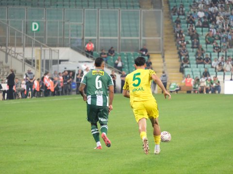 Bursaspor 2-2 Esenler Erokspor