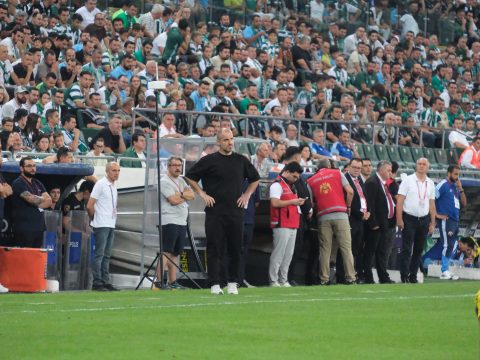 Bursaspor 2-2 Esenler Erokspor
