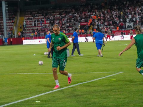 B. Petrolspor 1-2 Bursaspor