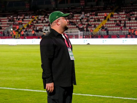 B. Petrolspor 1-2 Bursaspor
